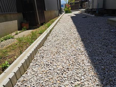砂利敷き